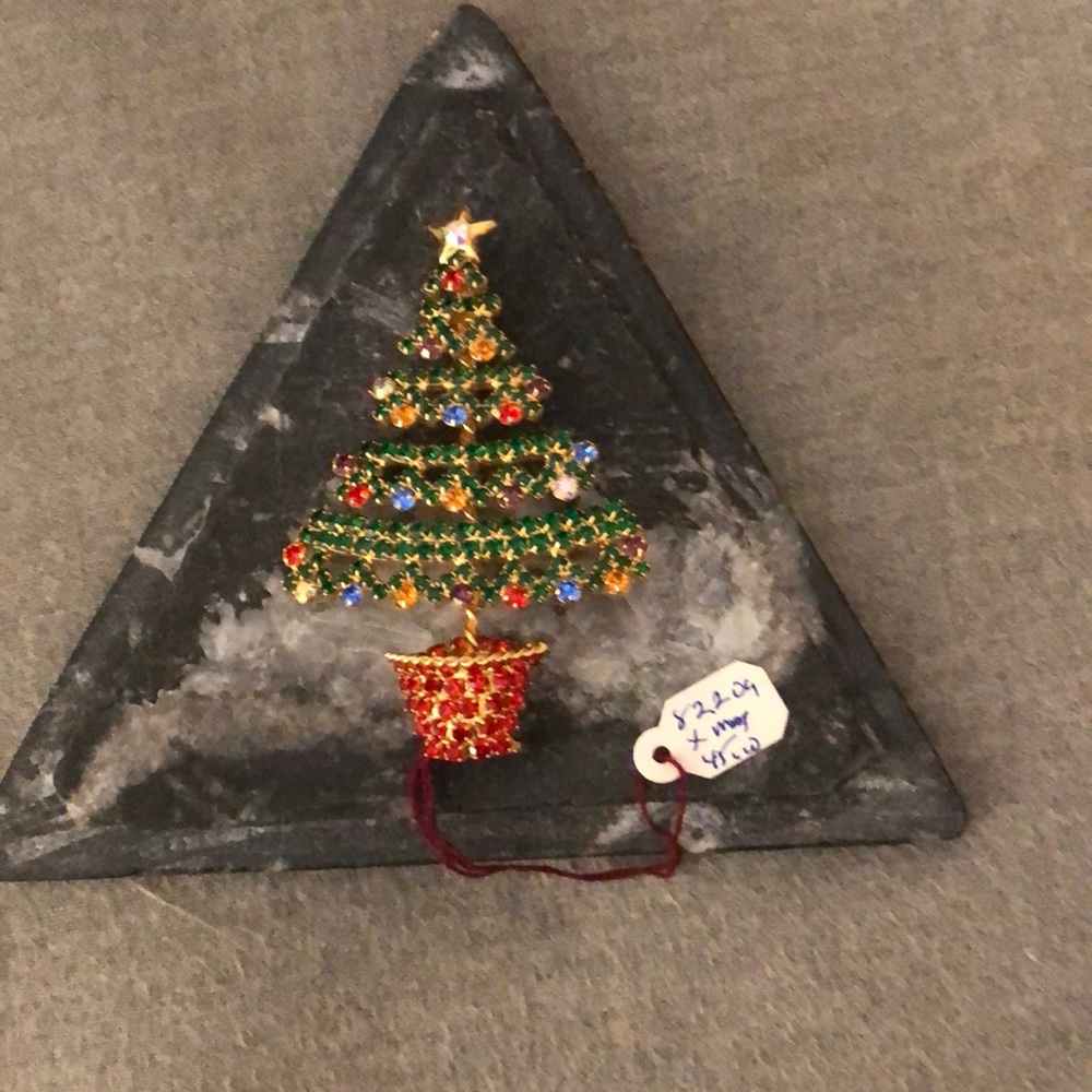 Vintage pin